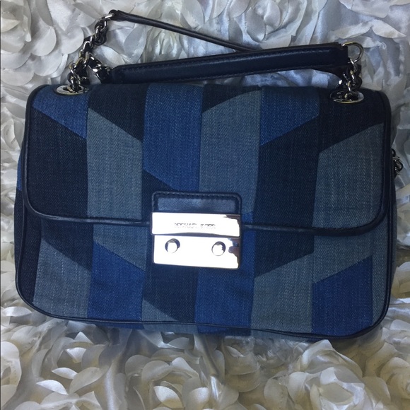 Michael Kors Handbags - HP 🎉 Micheal Kors Jeans crossbody handbag